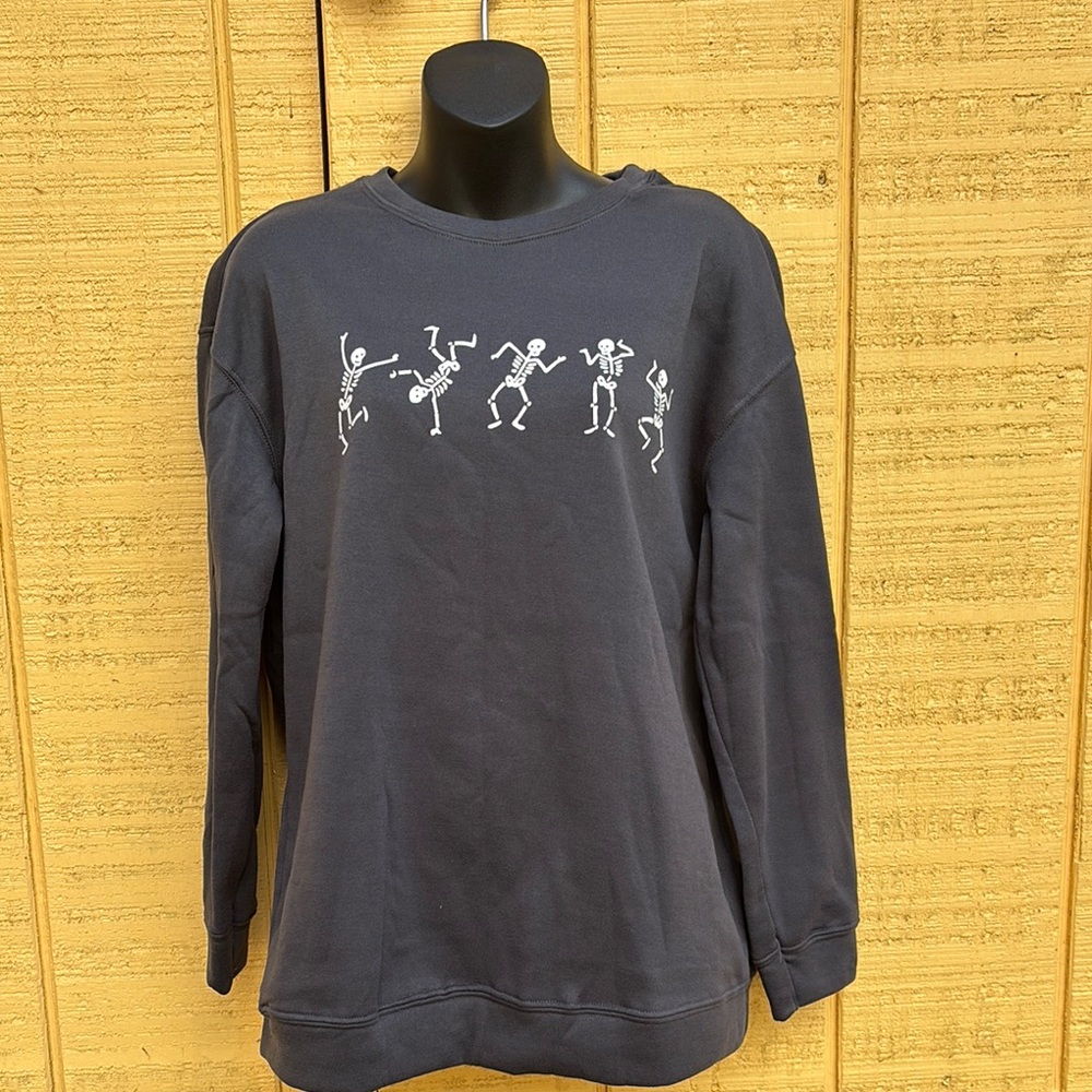 MISSLOOK Charcoal Graphic Crewneck Sweater